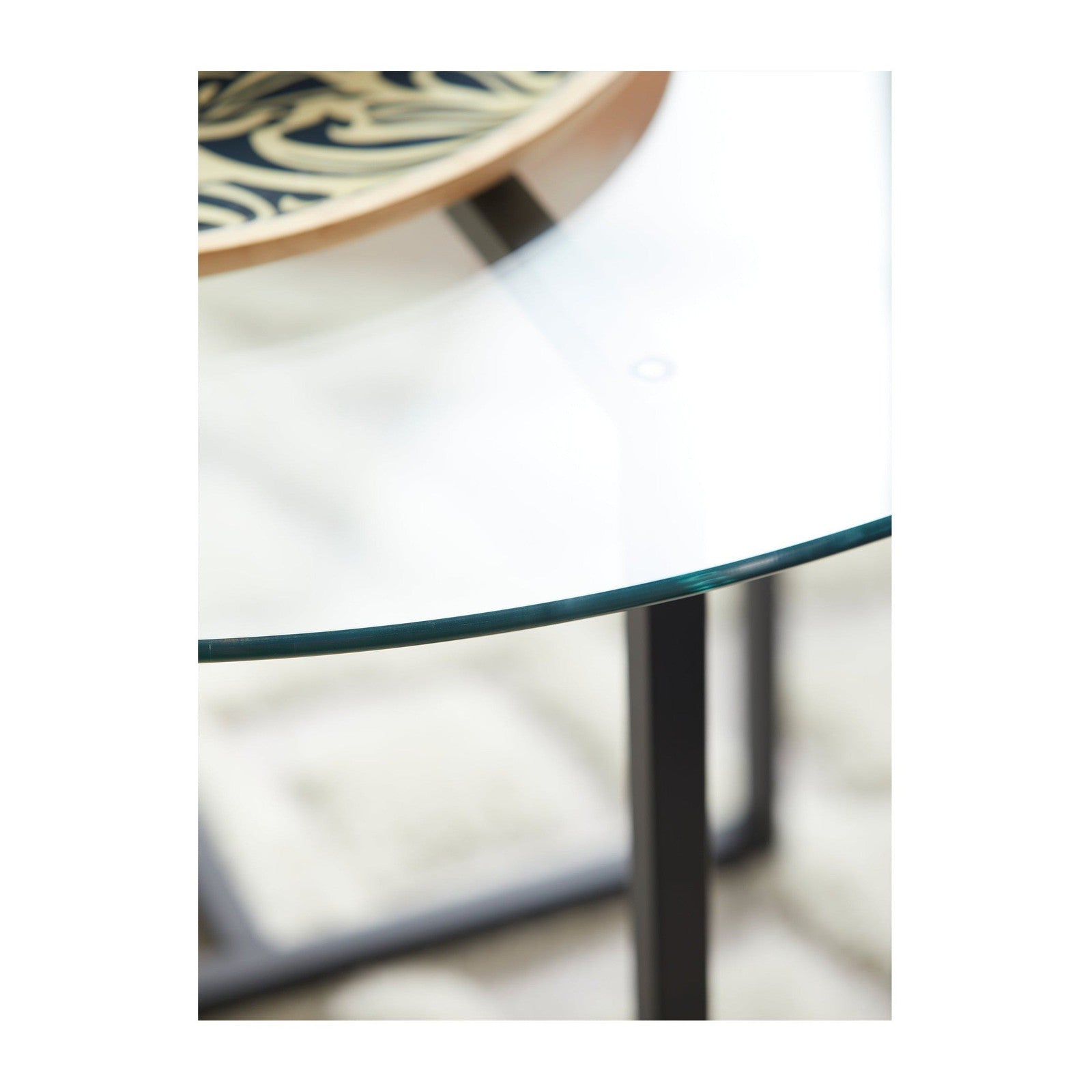 Table ronde Legend 42 de style européen